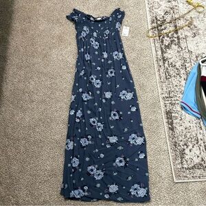 Floral off the shoulder maxi dress